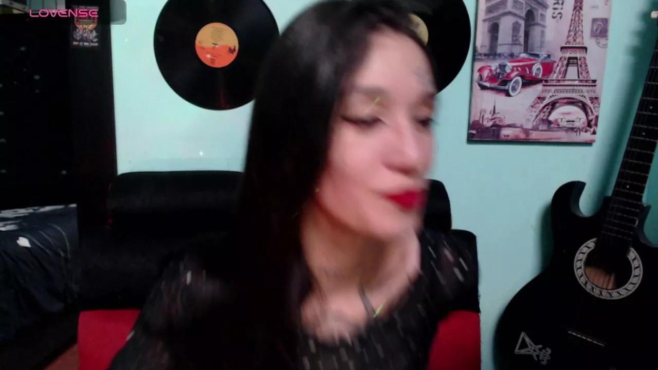 lilithword1 from Cam4