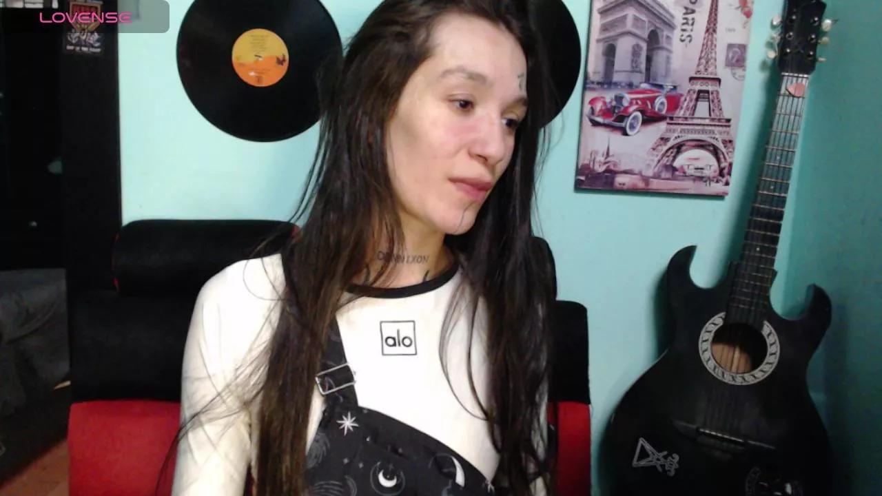 lilithword1 from Cam4