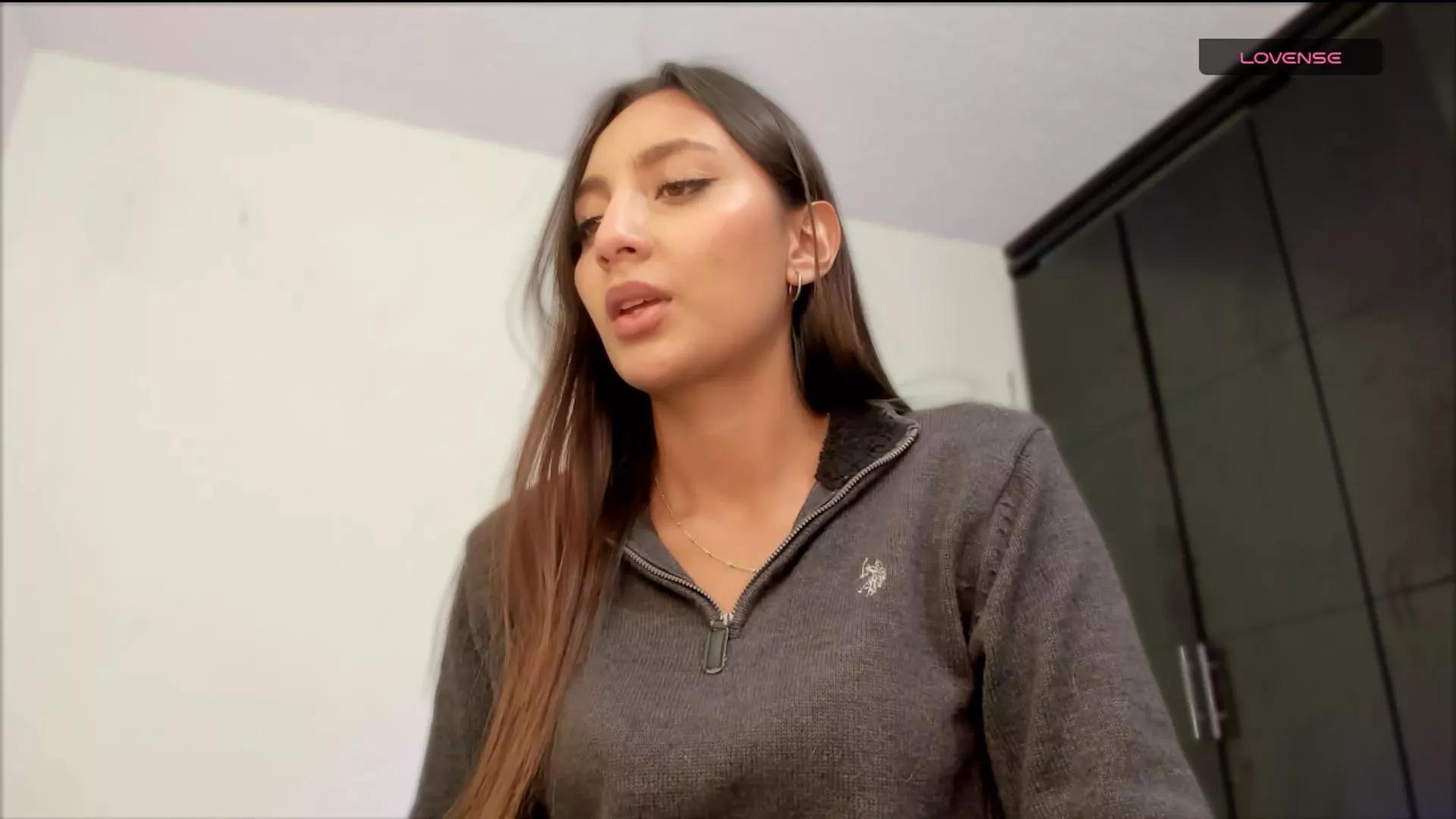 LilyGarcia from Cam4