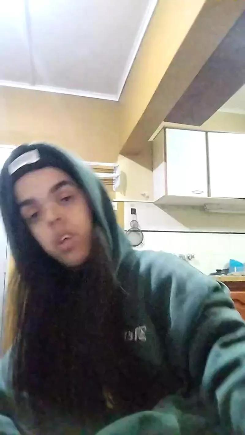 Littleegirl69 from Cam4