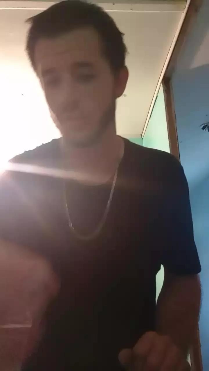 Littleguy25 from Cam4