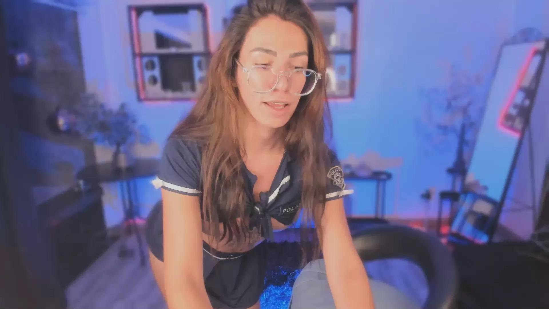 littleslutvhot from Cam4