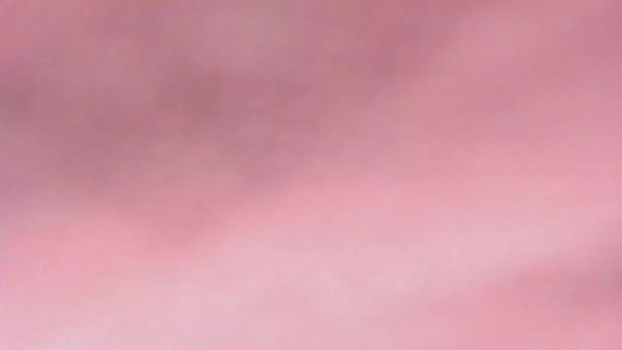 liuli_flower from Cam4