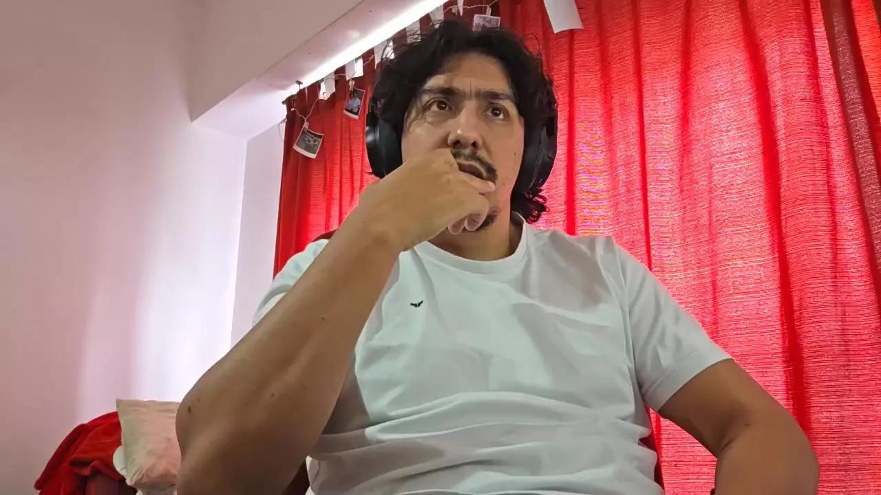 Locosuelto86 webcams show profile image 