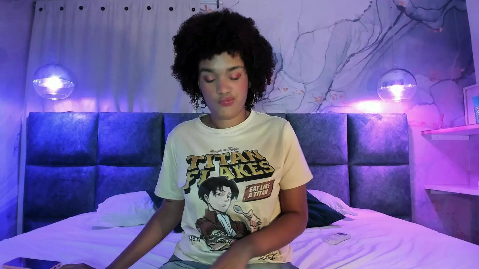 LolaDupont from Cam4