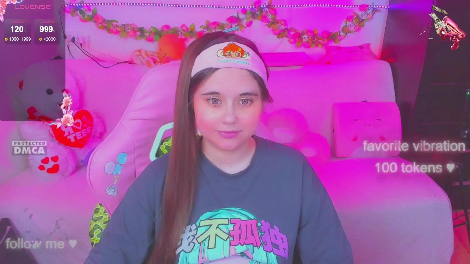 lolisuccub from Cam4