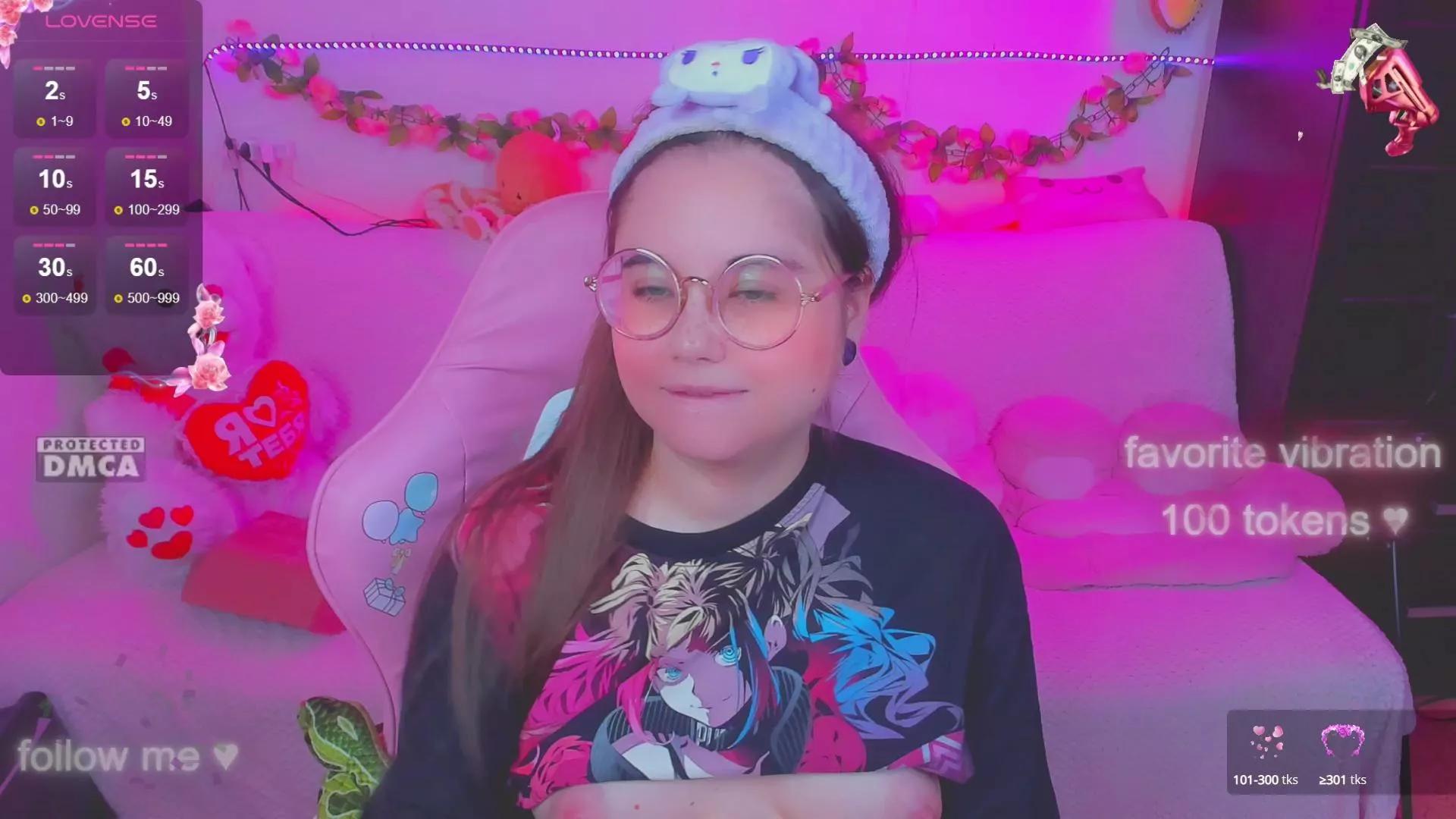 lolisuccub from Cam4