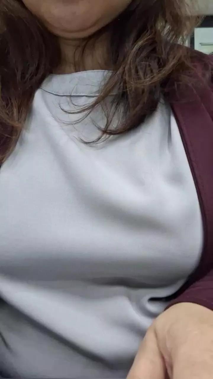 Lovelynhing88 webcams show profile image 