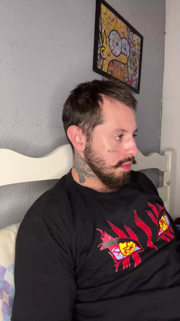 Lucas7737 webcams show profile image 