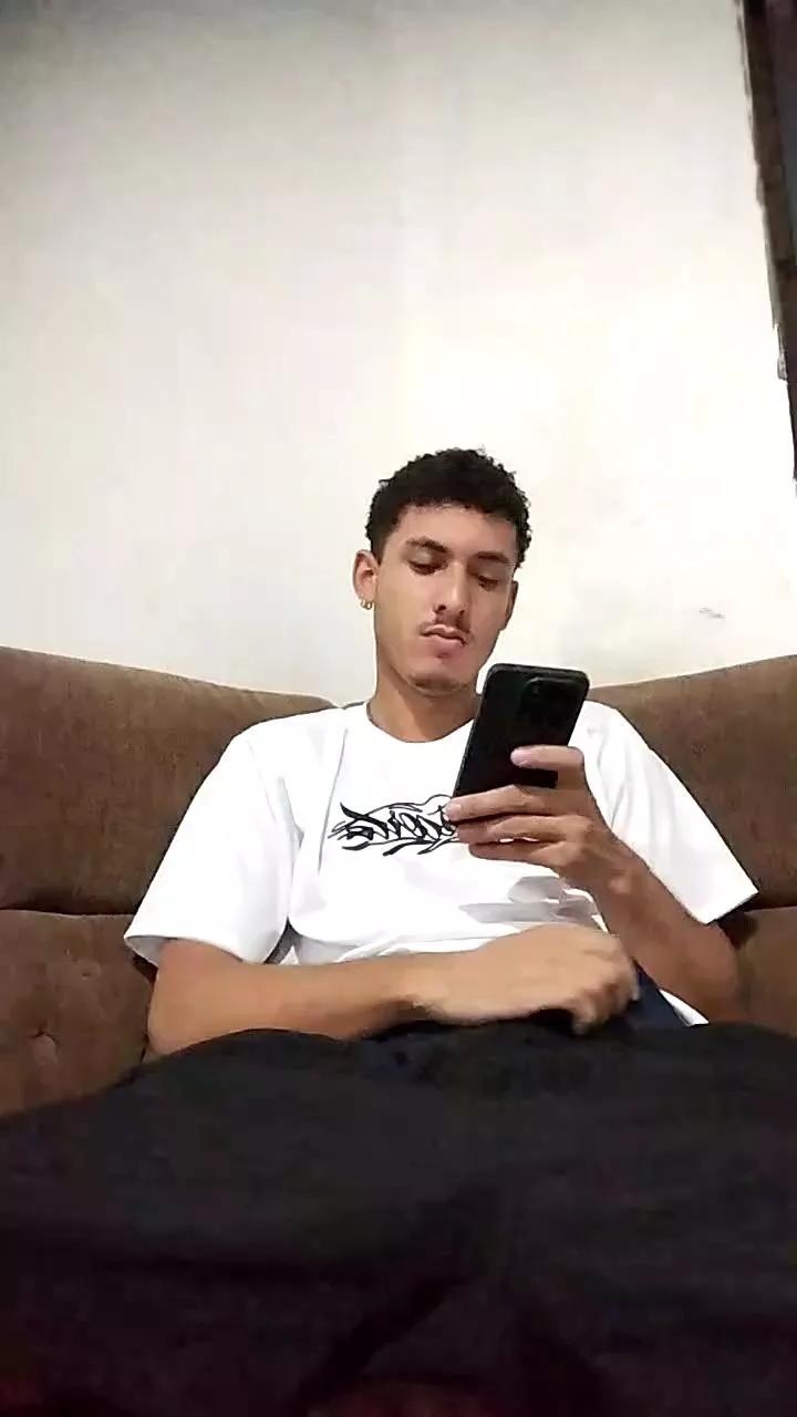 LucasFritz2304 webcams show profile image 