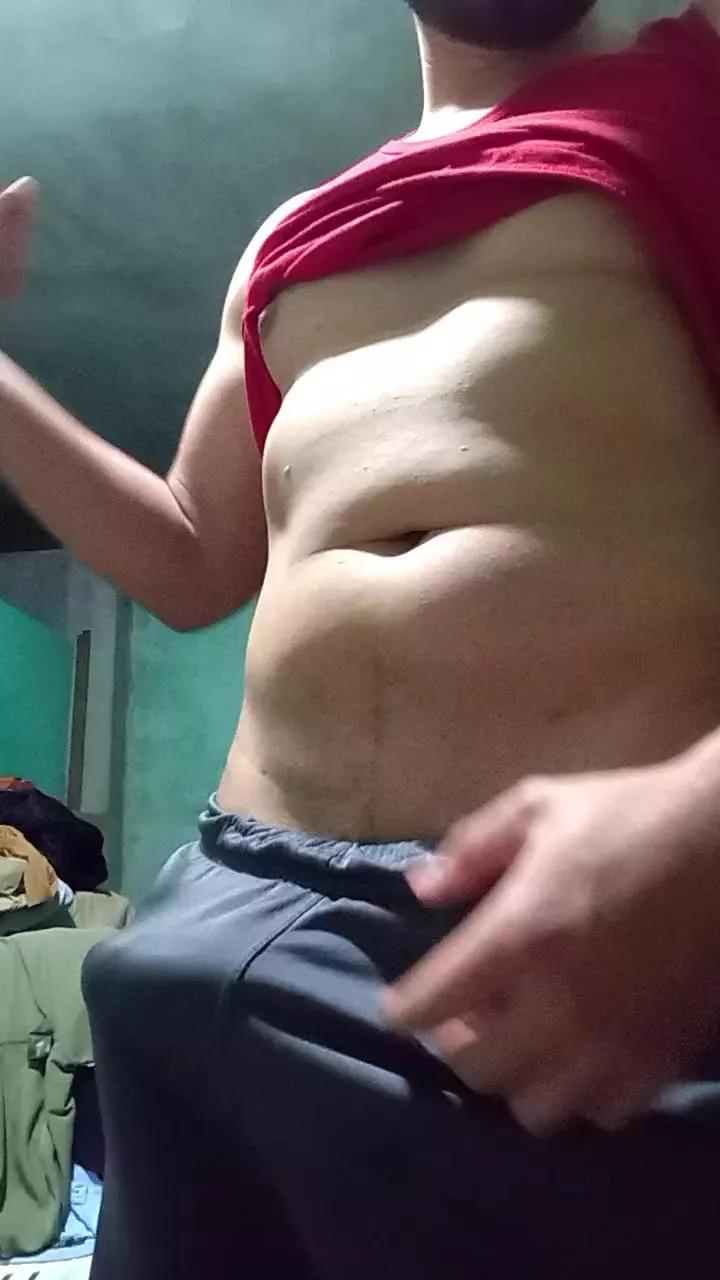 Luisfer98 webcams show profile image 