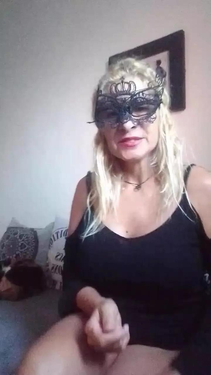 luli70hot from Cam4