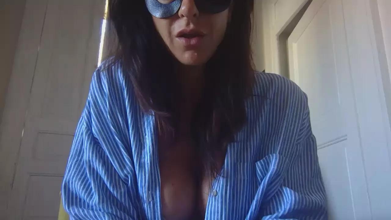 Lullina1 from Cam4