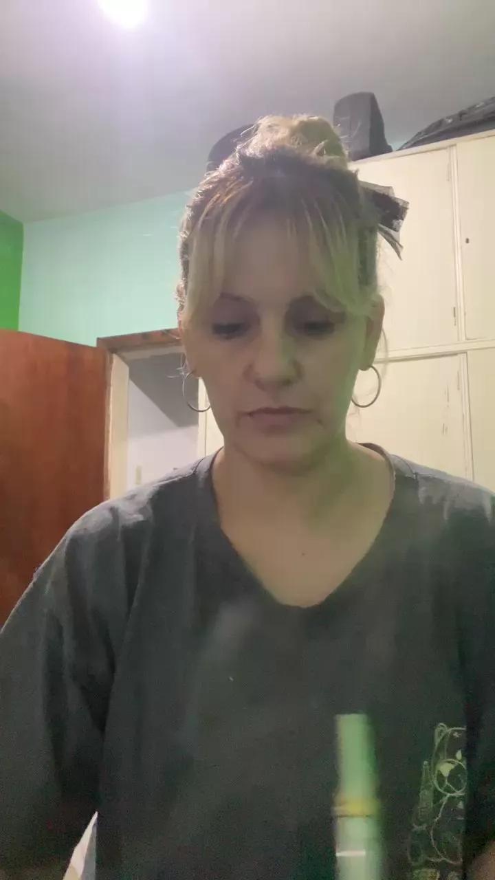 lulys_xxx from Cam4