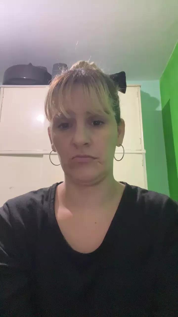 Lulys_xxx webcams show profile image 