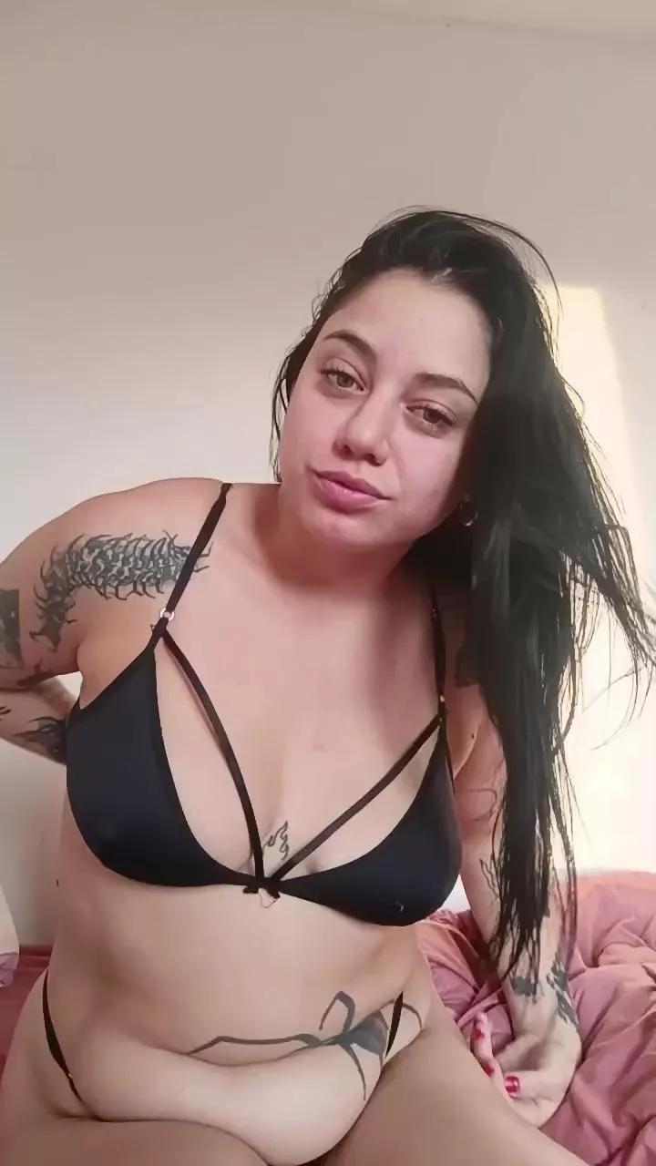 Luulii_loove from Cam4
