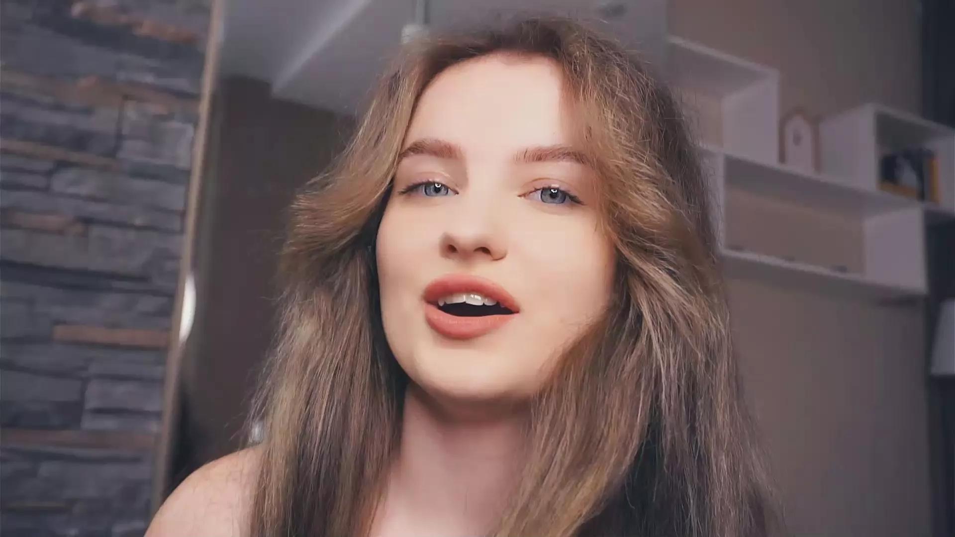 LynnaByrd from Cam4