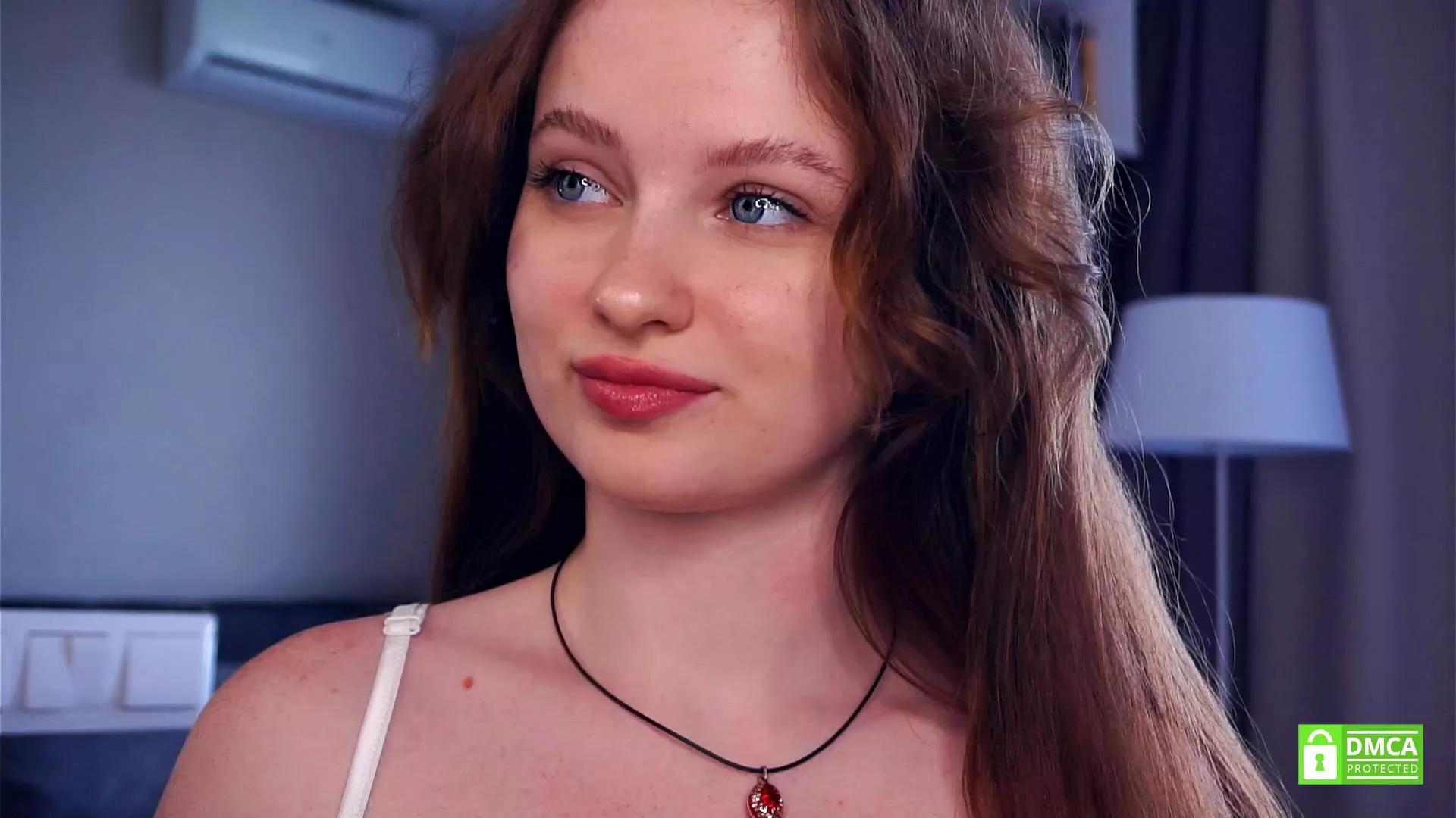 LynnaByrd from Cam4