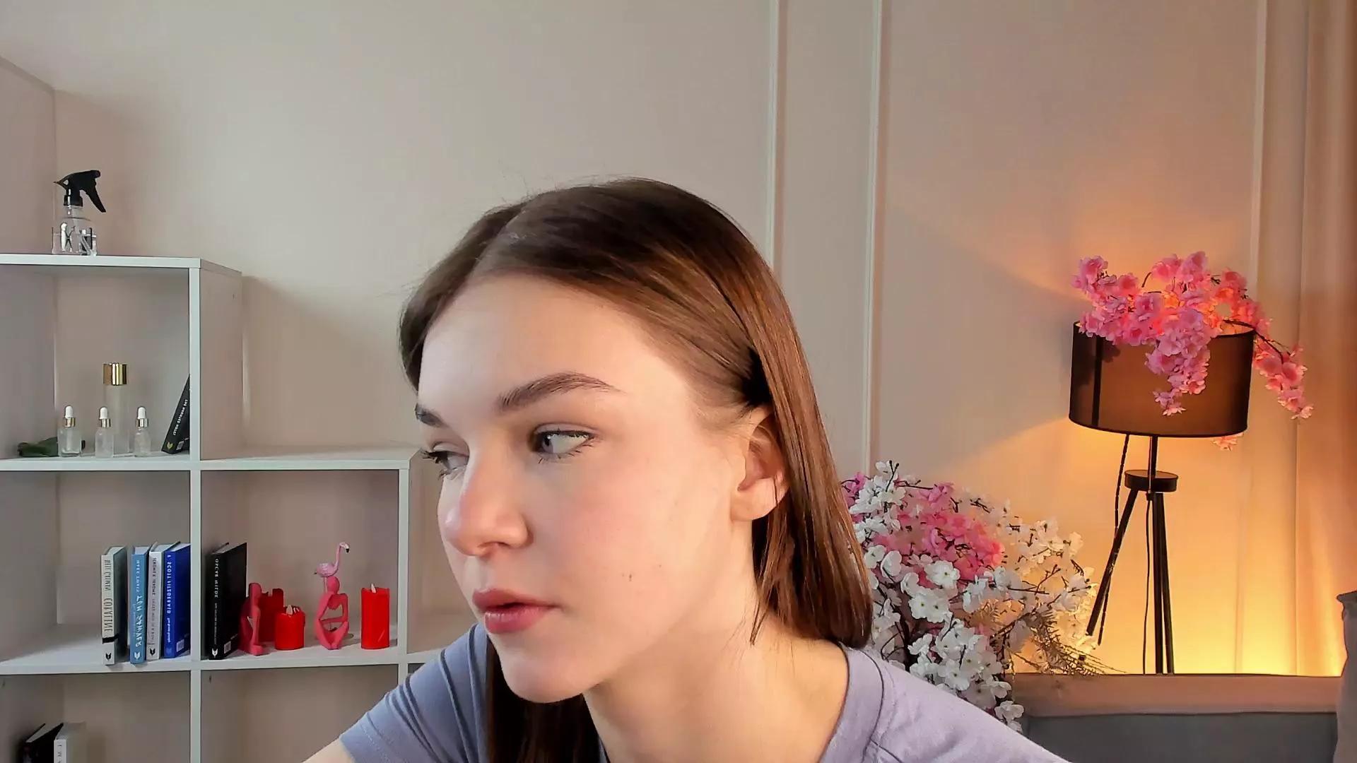 LynnAldridge from Cam4