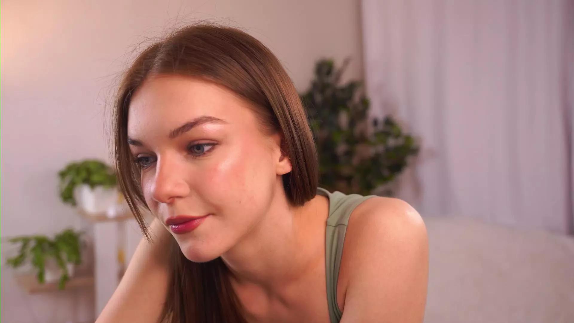 LynnAldridge from Cam4