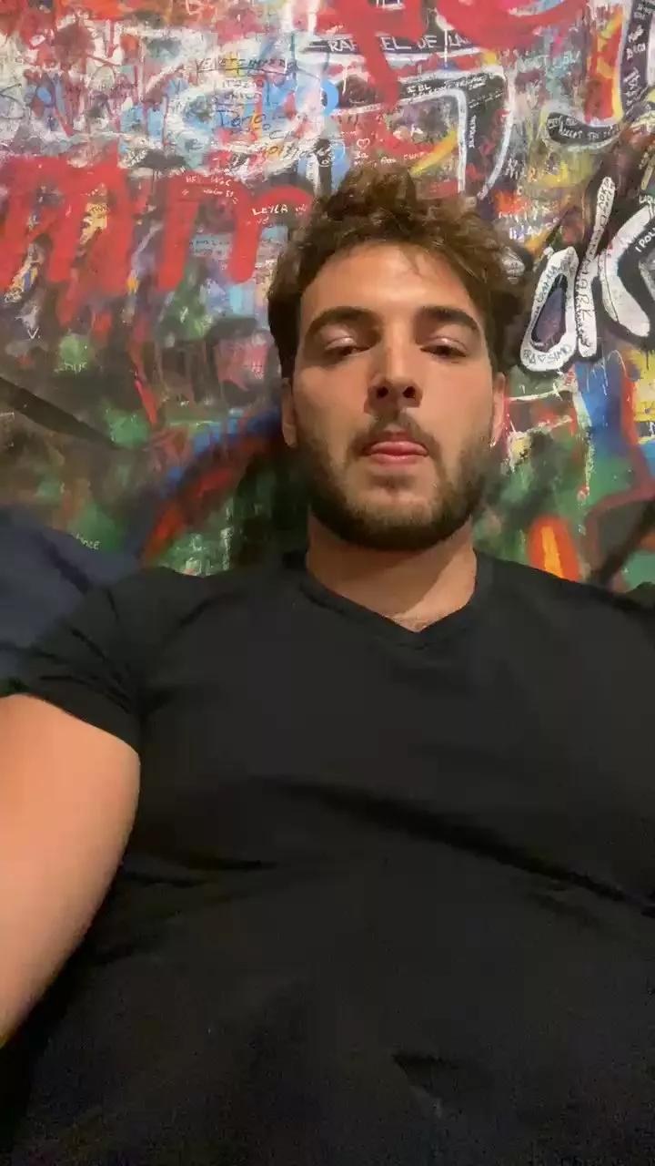 Machetero9 webcams show profile image 