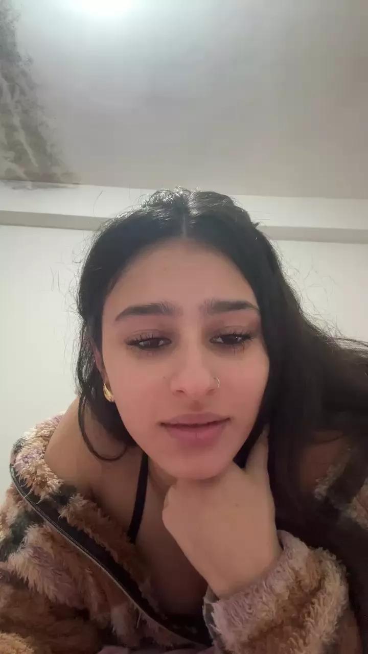 Maddydoll from Cam4