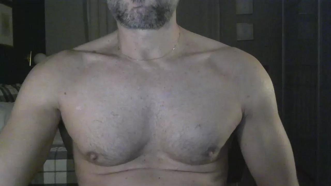 madmaxifun from Cam4