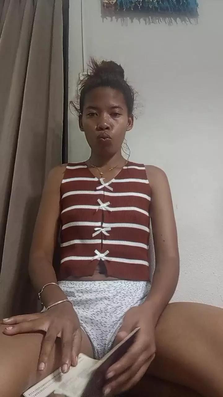 Maellah1 webcams show profile image 