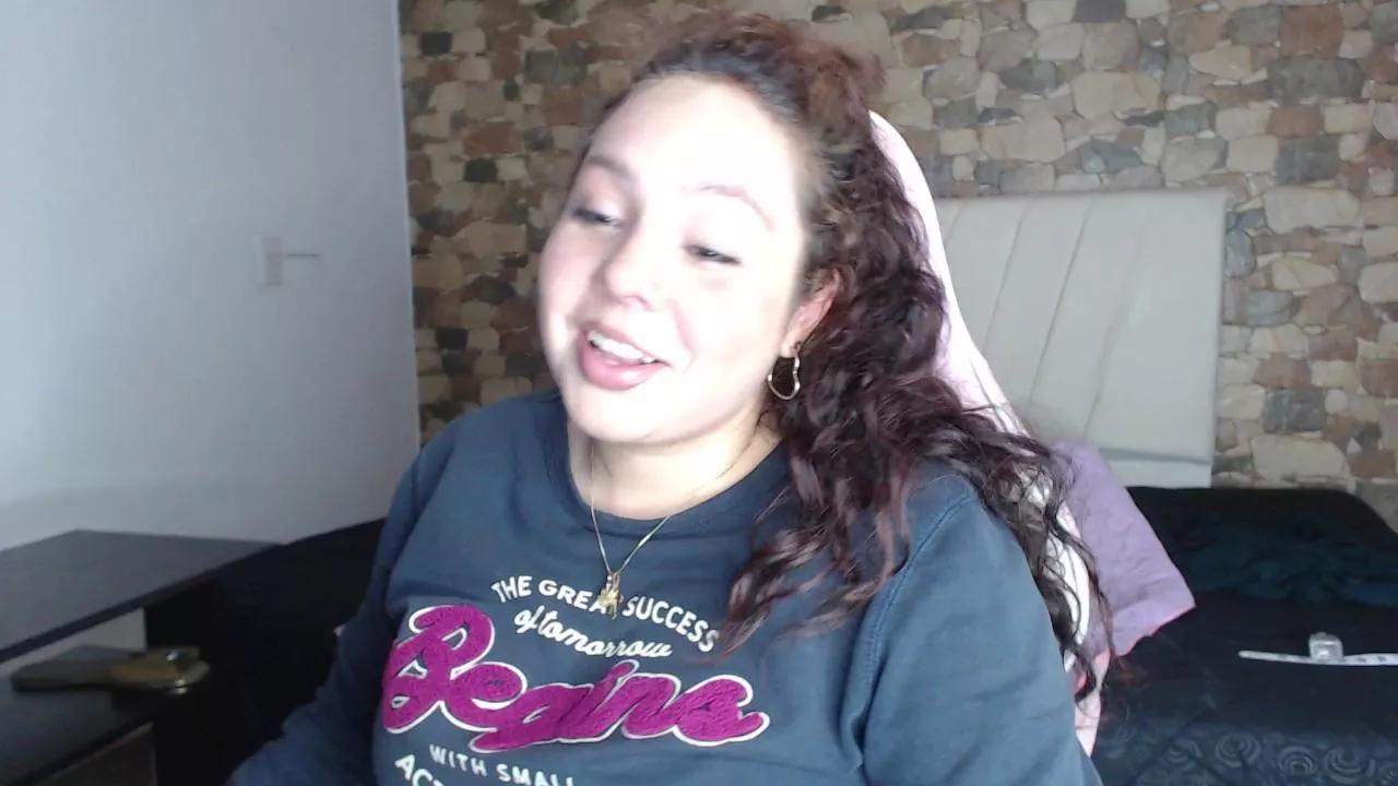 MaggySimpson_ from Cam4