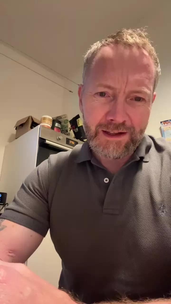 Mannfredfick webcams show profile image 