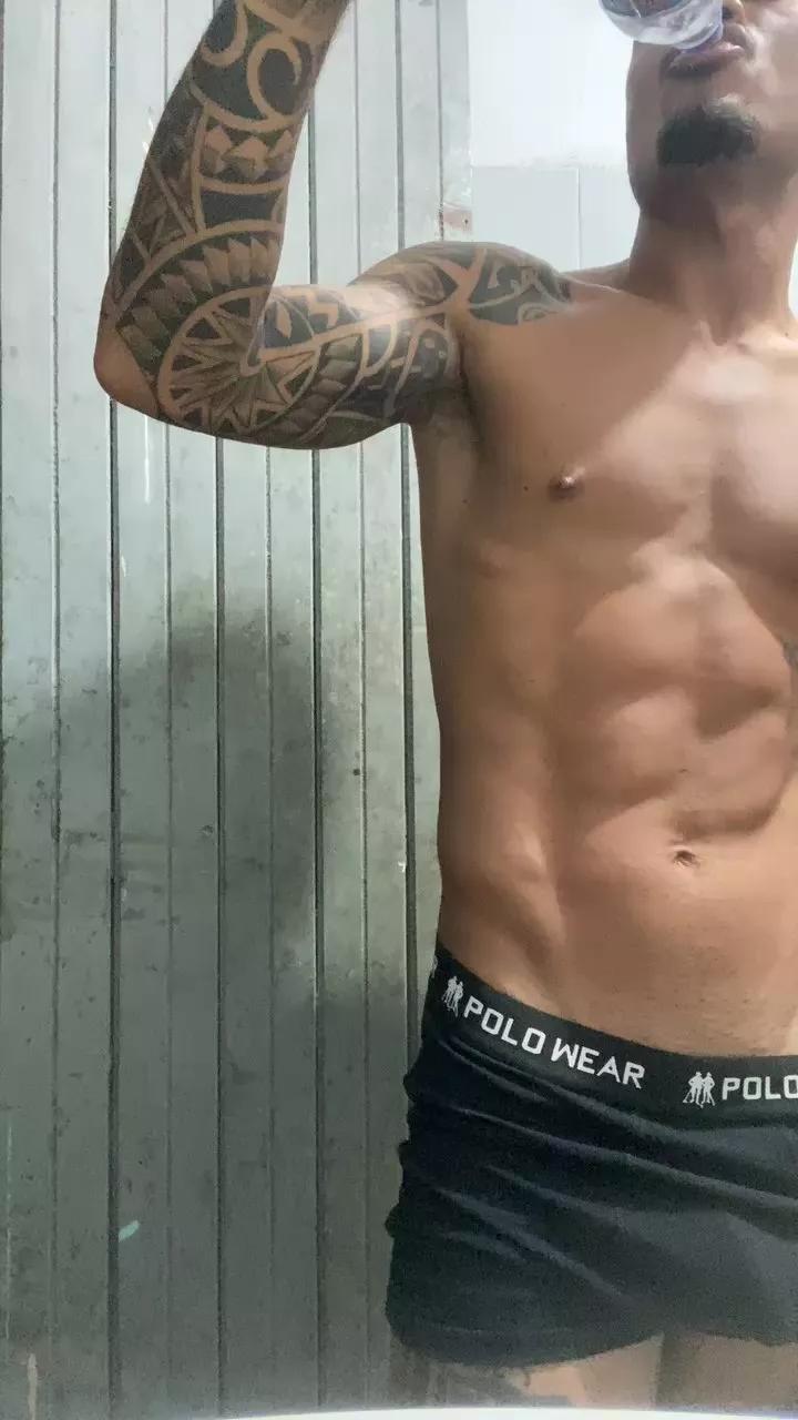 Marginalbaiano webcams show profile image 