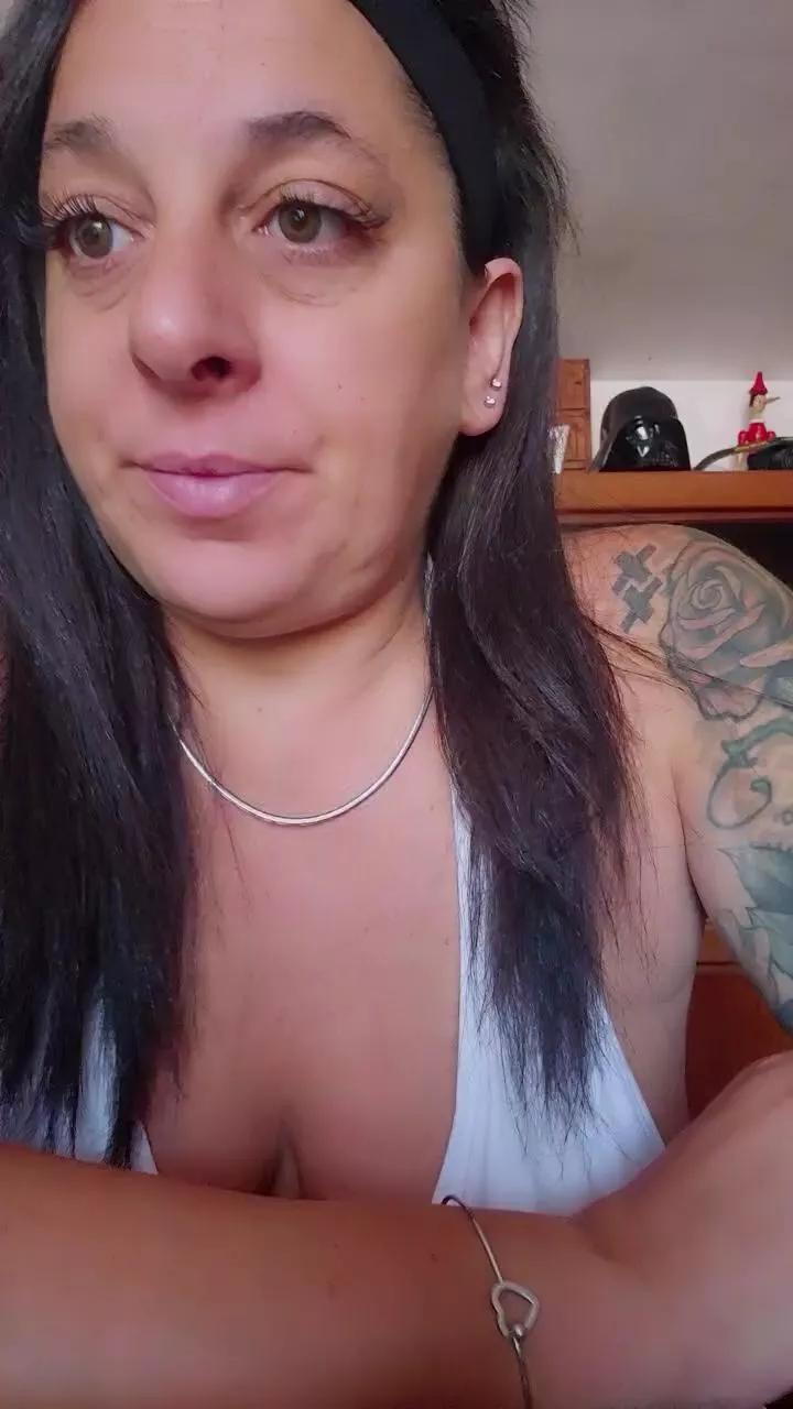 Maria20252025 webcams show profile image 