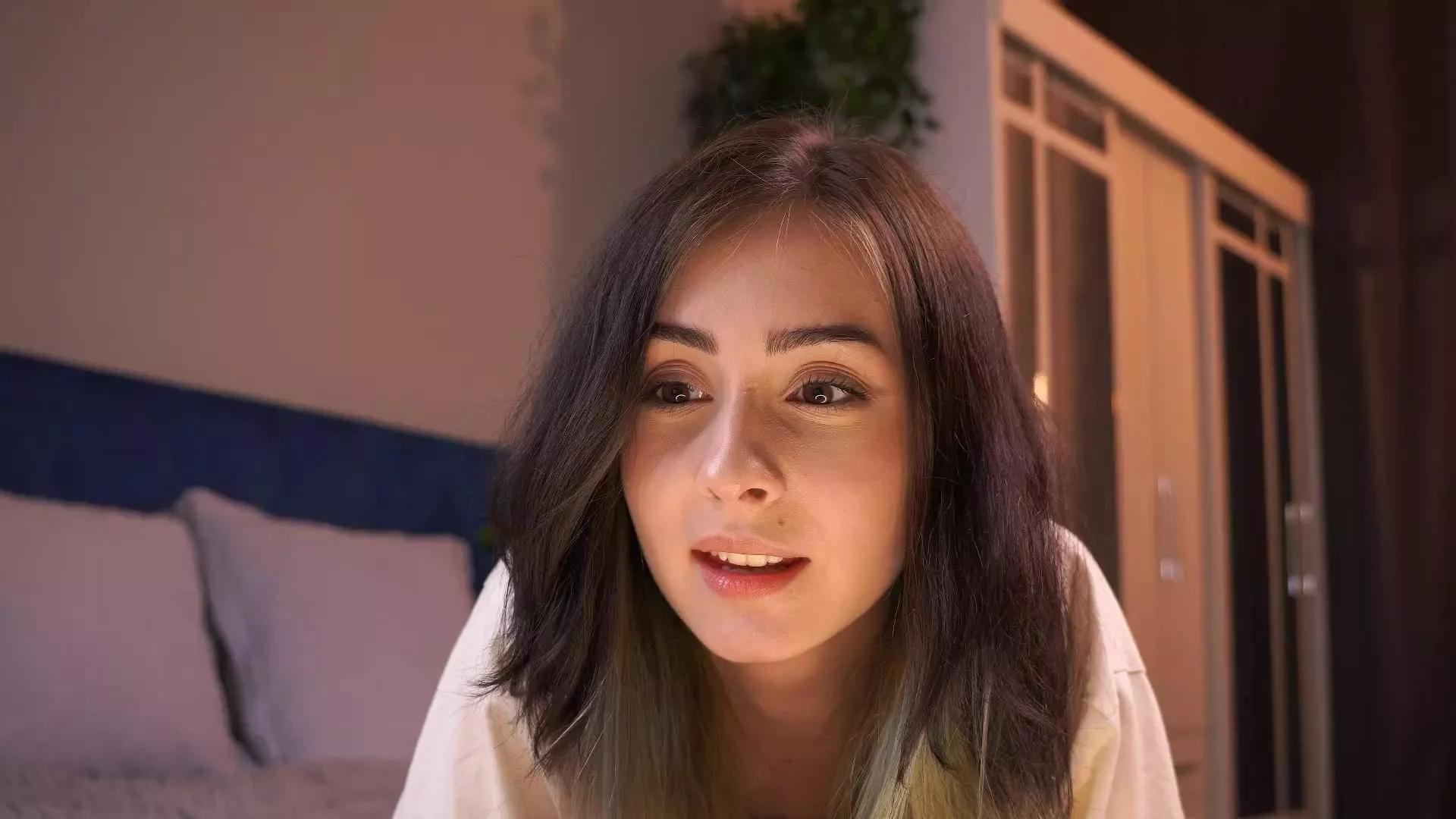 MariePomplun webcams show profile image 