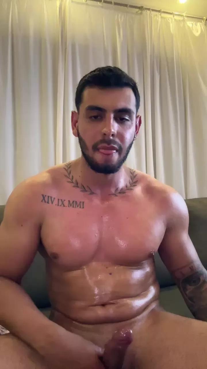 Matheusoliverr webcams show profile image 