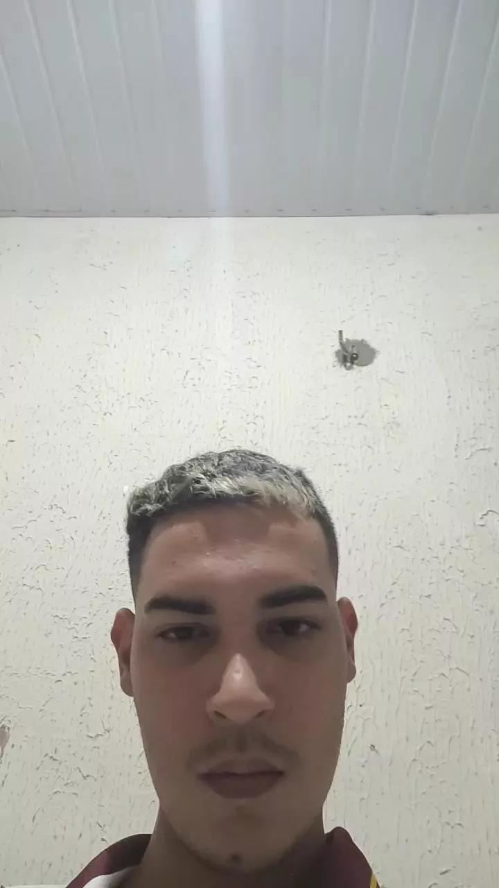 Matheussoaresy2 webcams show profile image 