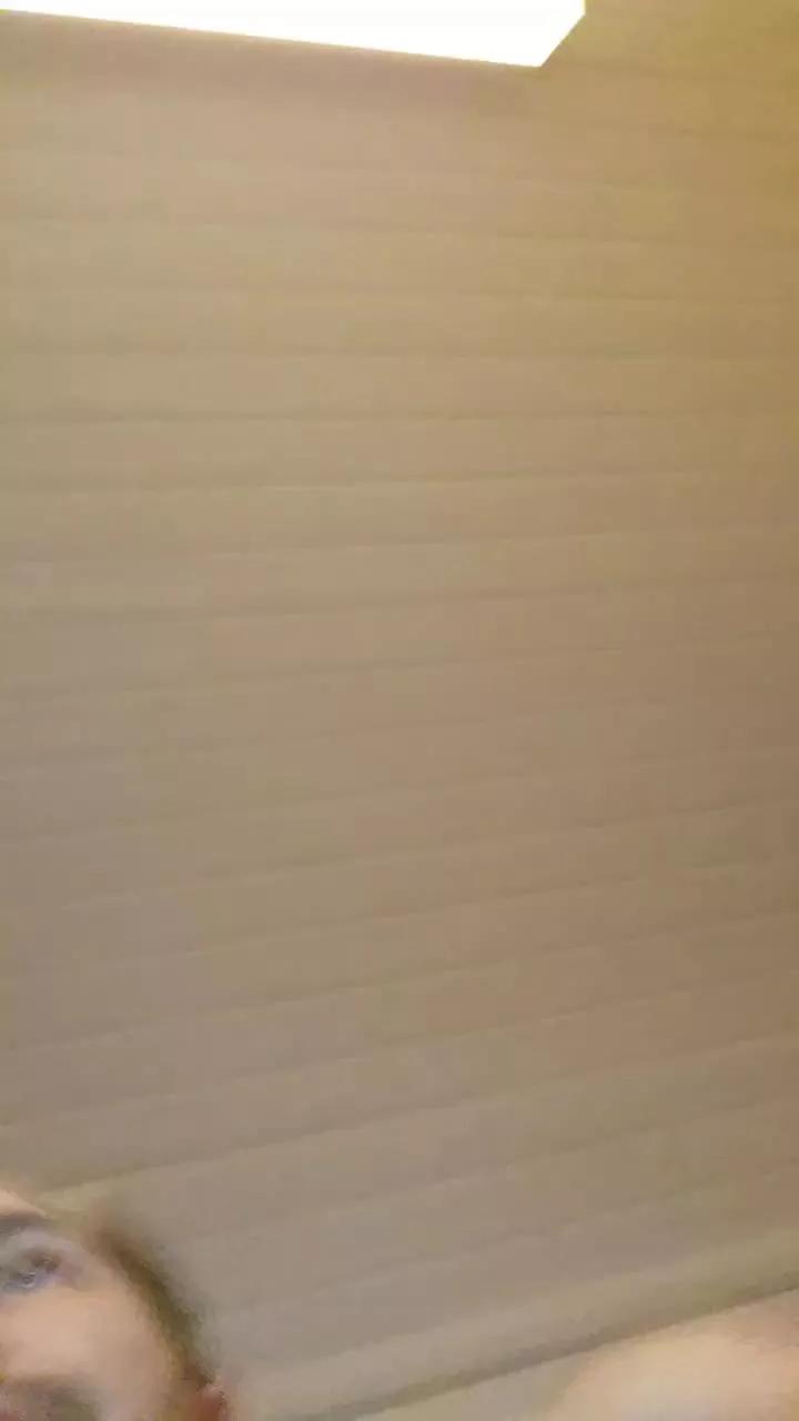 matt2180 from Cam4