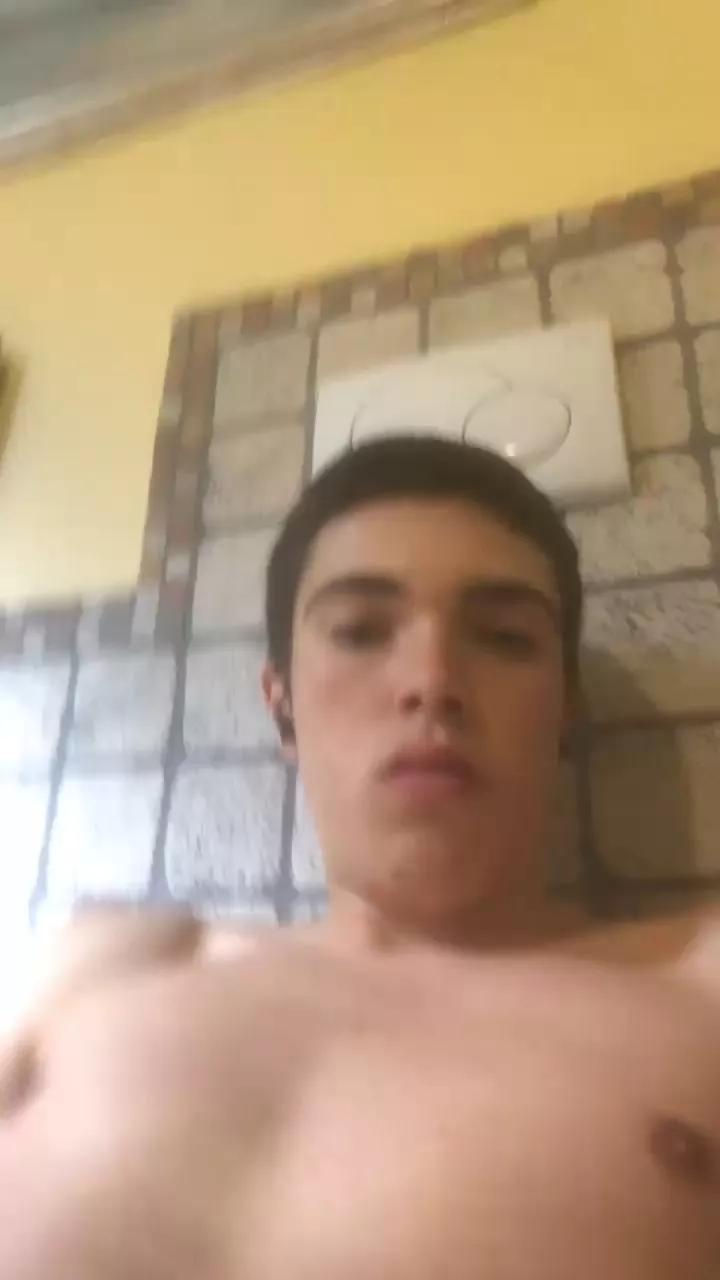 Matteo18cm from Cam4