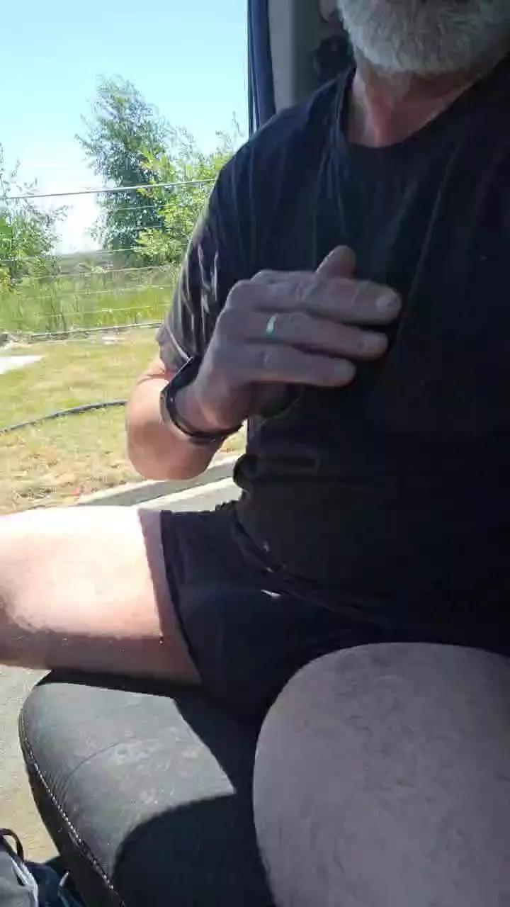 Matthnew95 webcams show profile image 