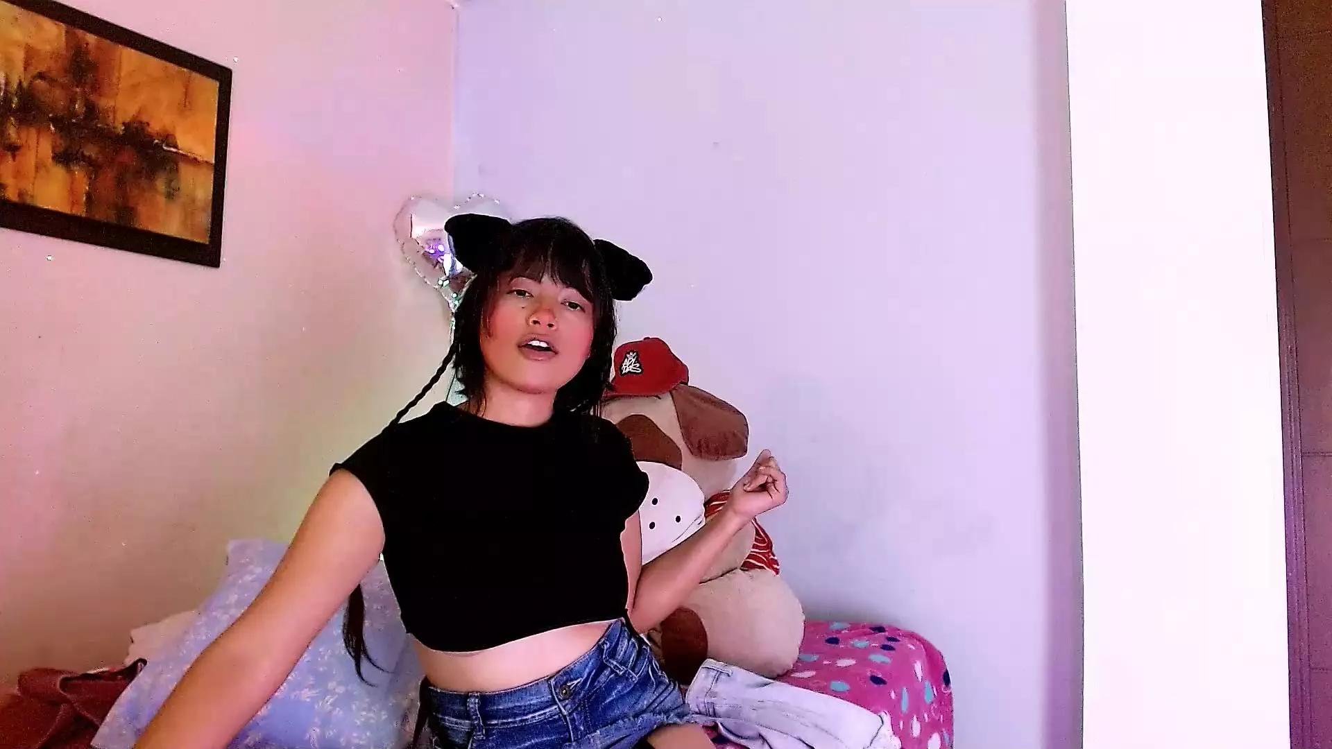 Mattilda18 from Cam4