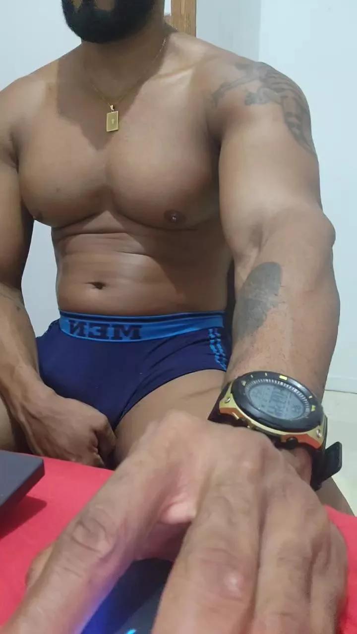 Maumau1986 from Cam4