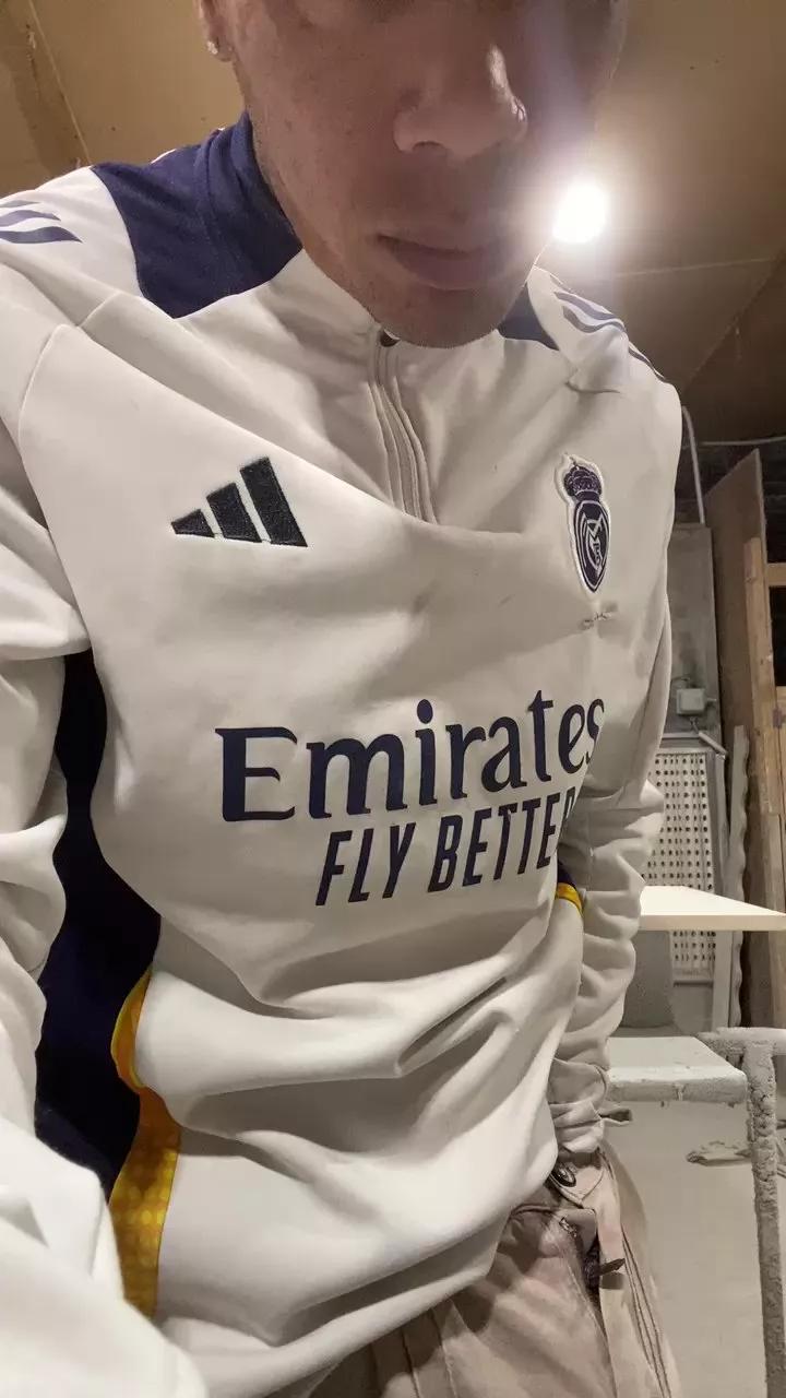 Maxxii09 webcams show profile image 