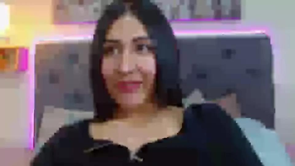 Mia_aira webcams show profile image 