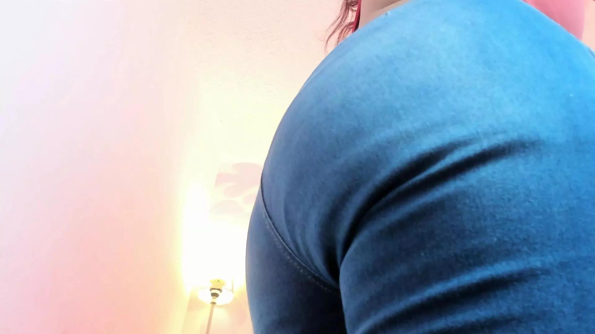 Mia_scarlett7 on Cam4