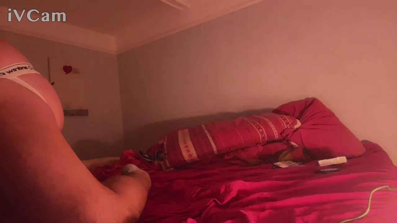 Milanohard4 webcams show profile image 