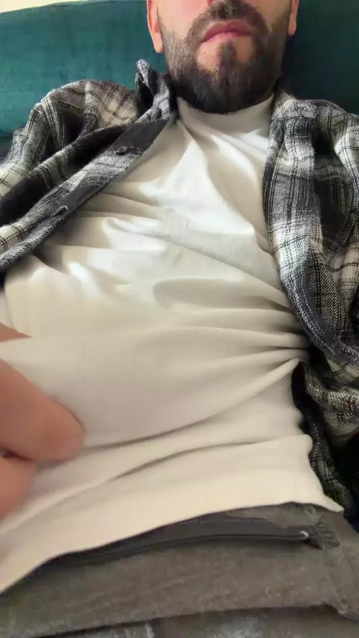 Milos_94 webcams show profile image 