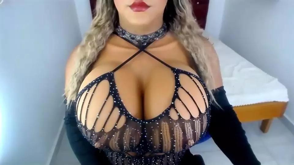 minibrowniet69 from Cam4