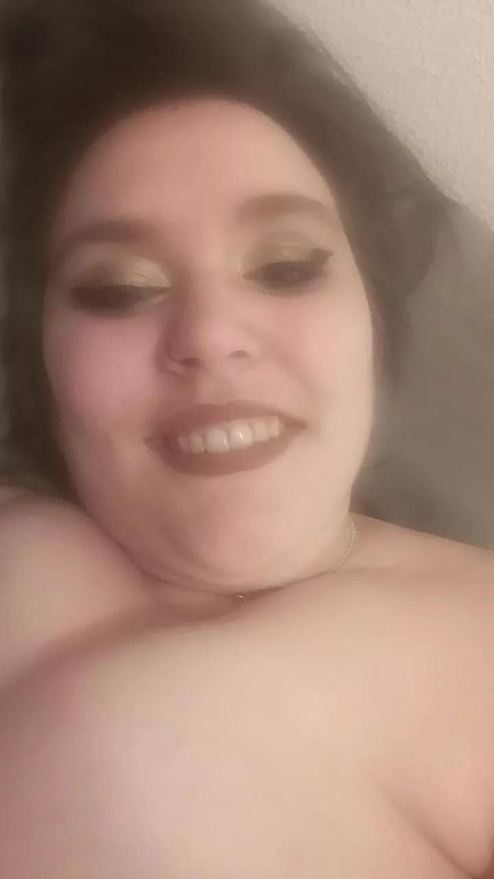 Miss_Kyonyu webcams show profile image 