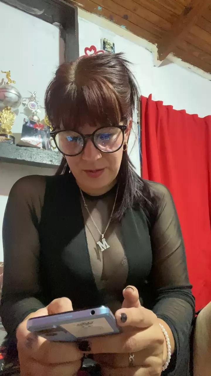 Missimpatik webcams show profile image 