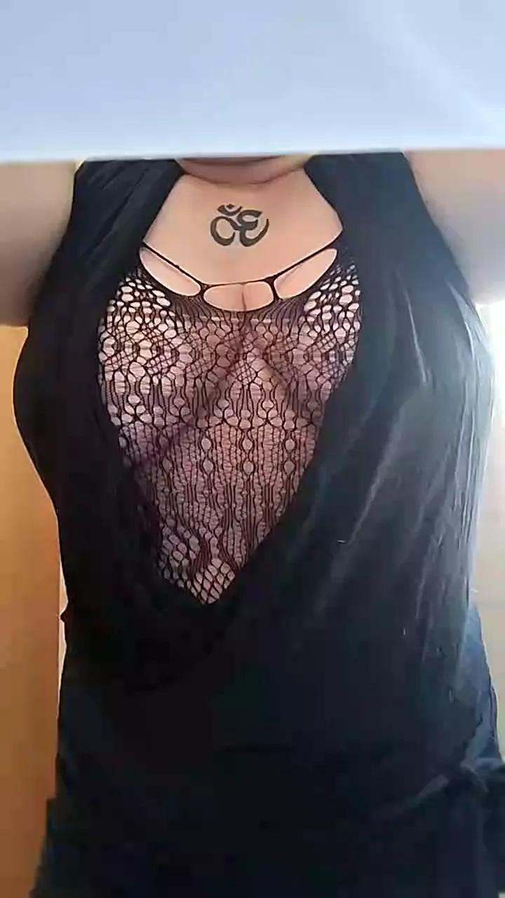 MissKemikal from Cam4