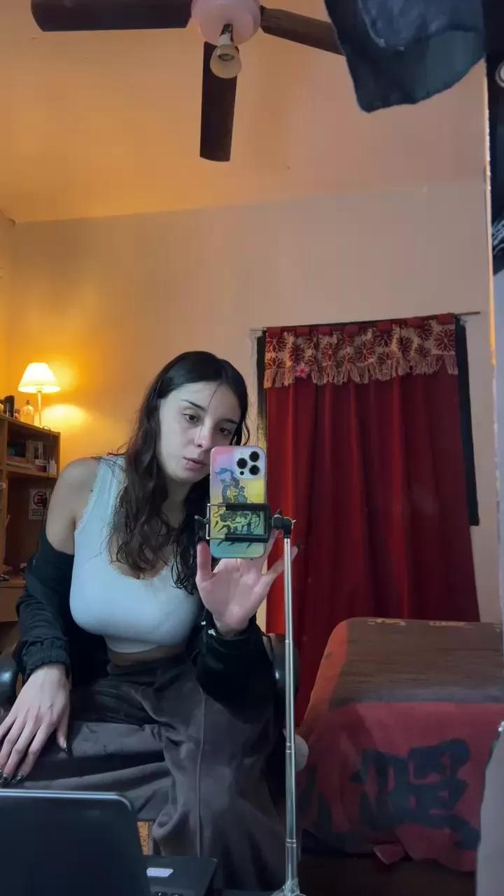 Mmaai from Cam4